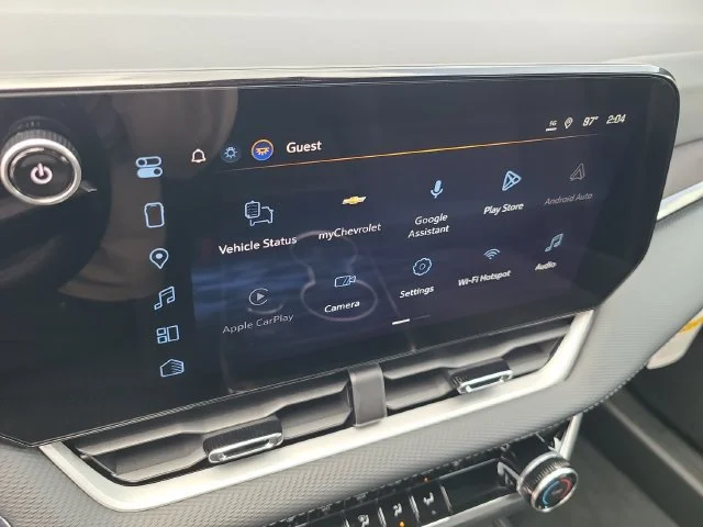 New 2027 Sterling Gray Metallic Chevrolet LT image 29