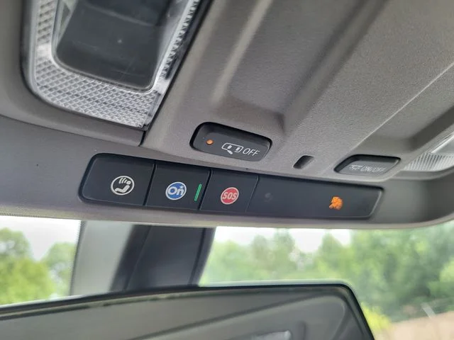Used 2020  Chevrolet RST image 24