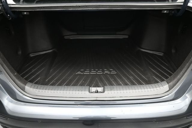 Used 2023  Honda Touring image 10