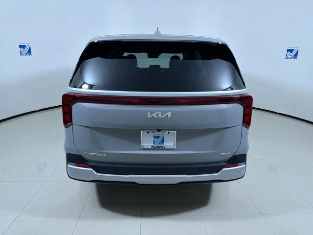 New 2027 CERAMIC SILVER Kia LXS image 7