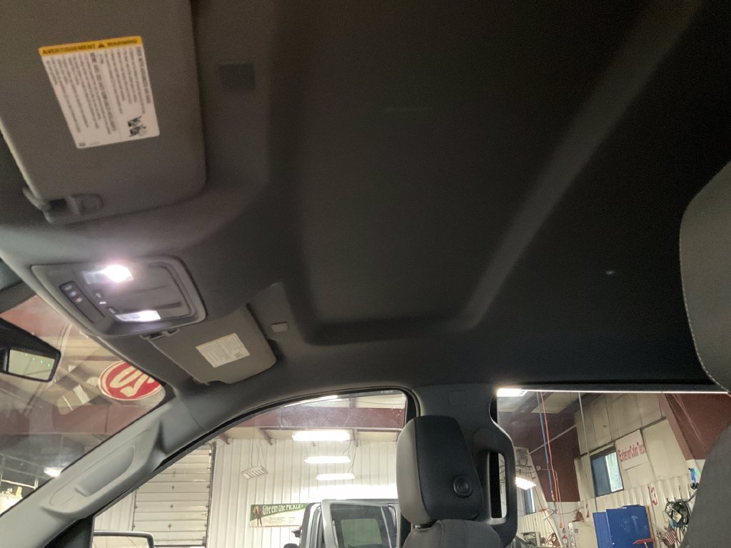 Used 2020 ONYX BLACK GMC Elevation image 13