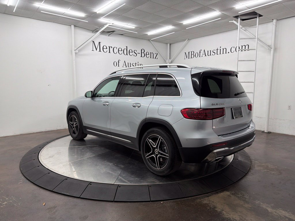 Used 2026 Silver Mercedes-Benz GLB 250 image 5