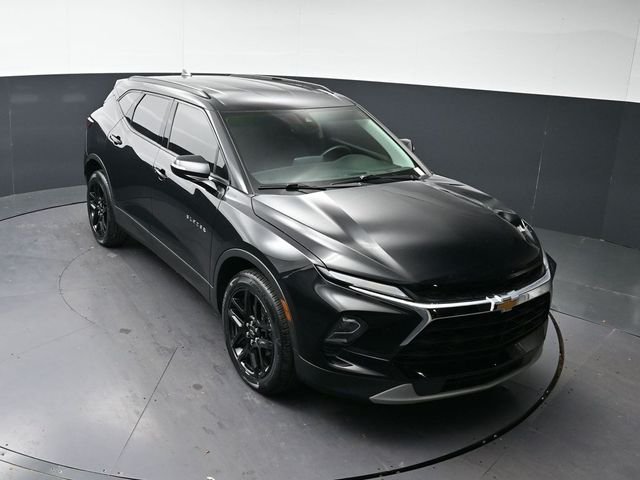 Used 2023 Black Chevrolet LT image 23