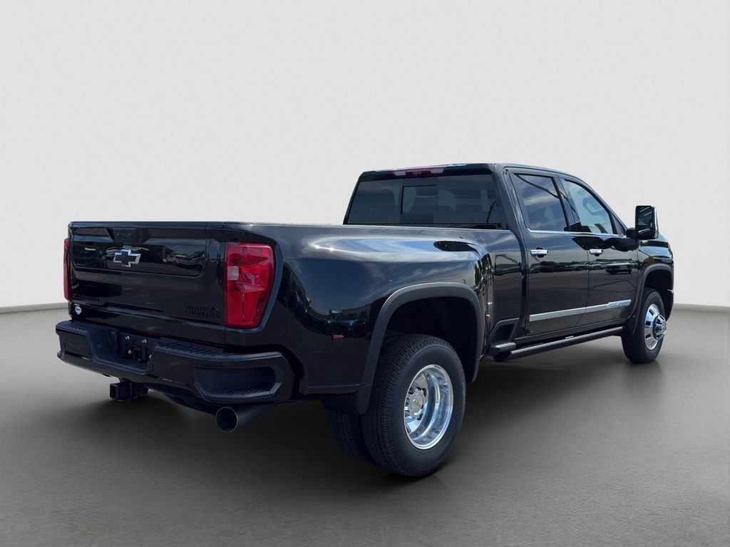 2026 Chevrolet Silverado 3500 HD High Country - Photo 6