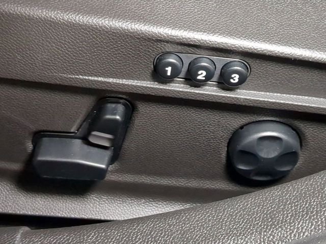 2025 Alfa Romeo Giulia Base - Photo 12