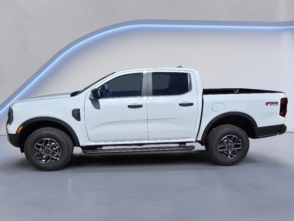 New 2026 White Ford XLT image 8
