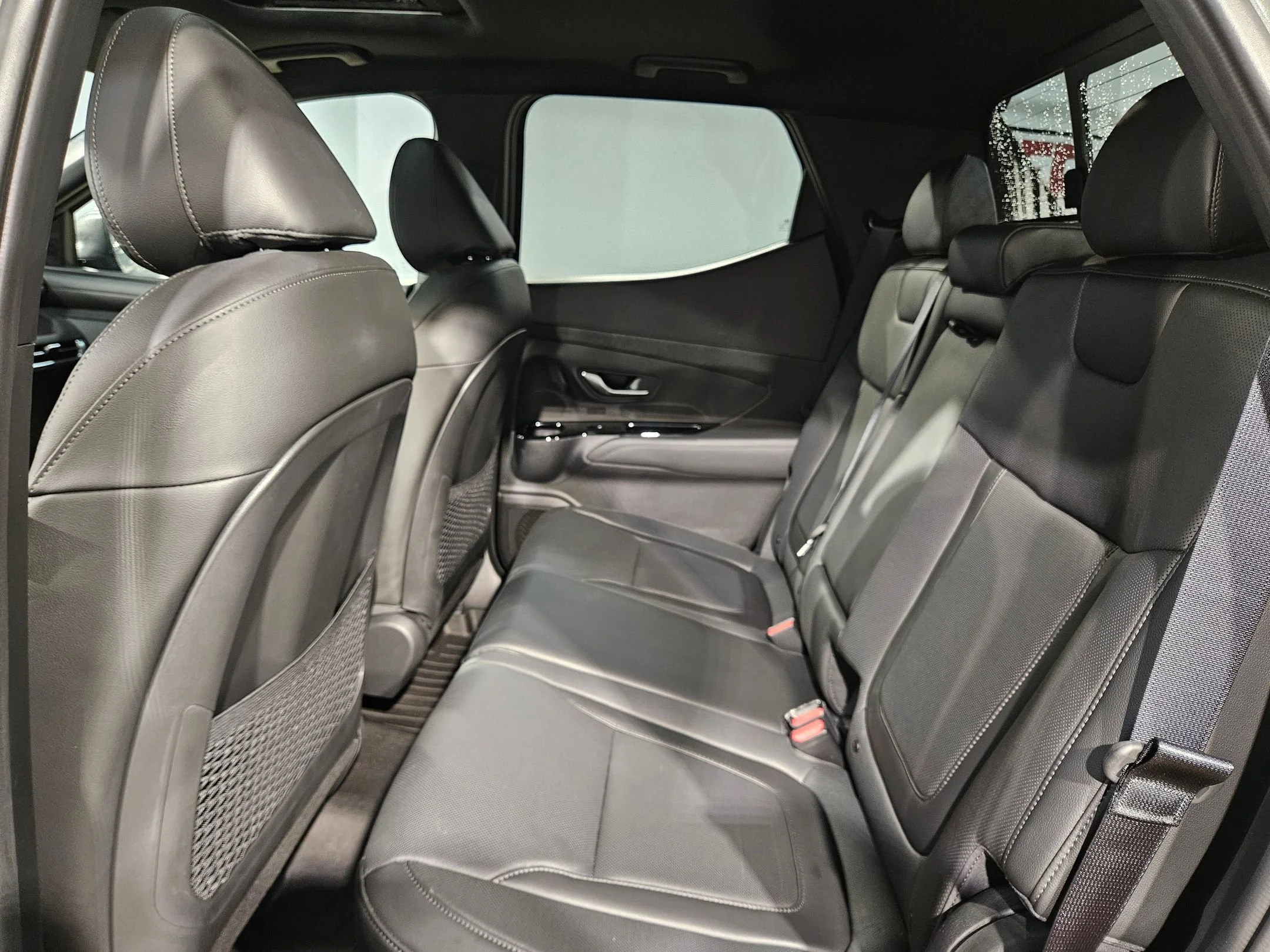 Used 2026 Hampton Gray Hyundai Limited image 36