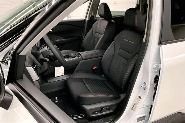 New 2026 Everest White Pearl Nissan Rock Creek image 9