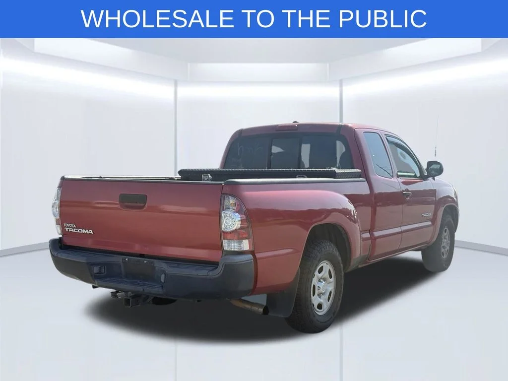 Used 2009  Toyota Base image 25