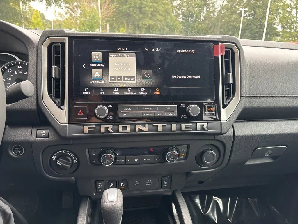 2025 Nissan Frontier SV - Photo 12