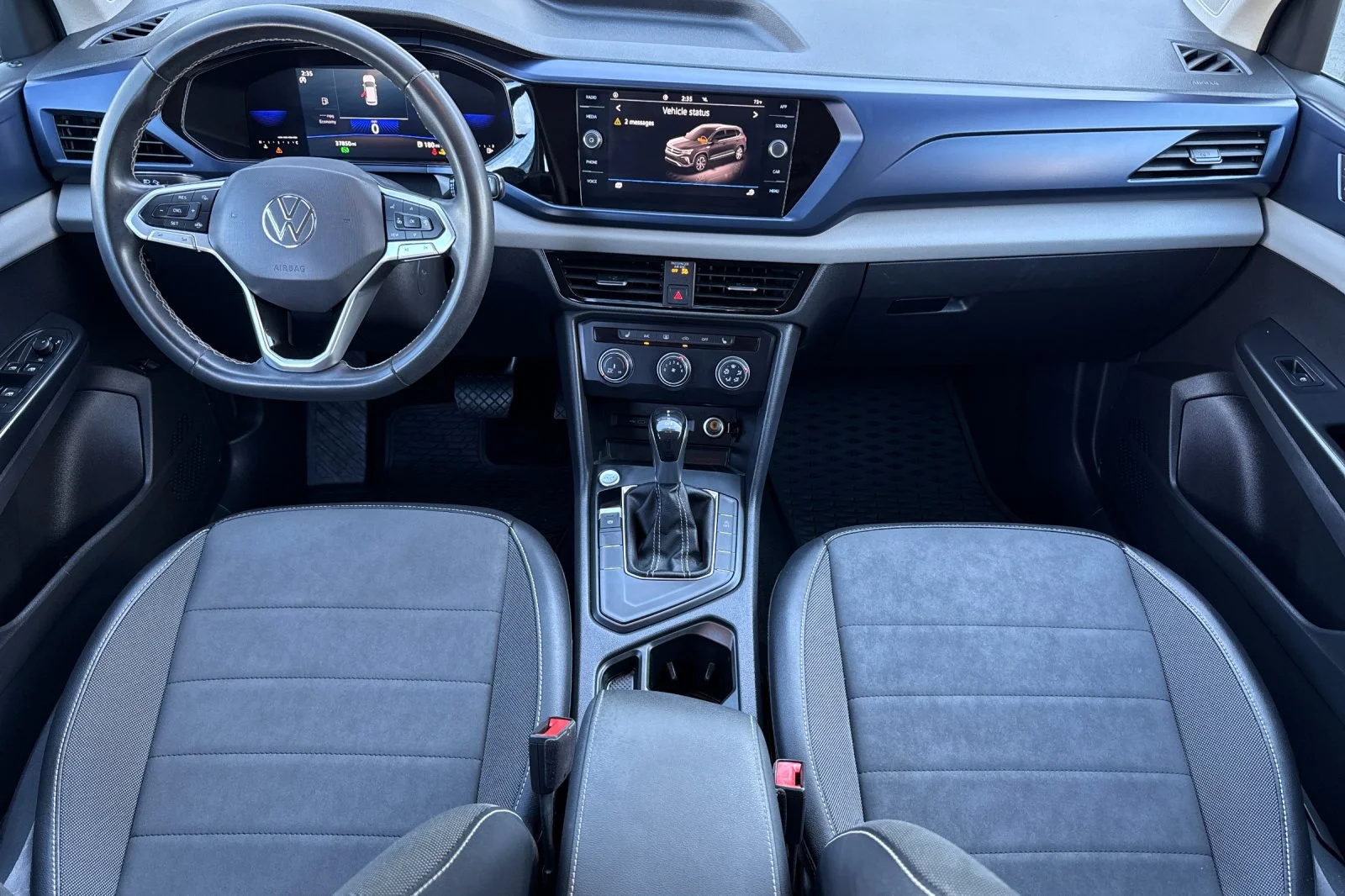 Used 2022 White Volkswagen 1.5T SE image 14