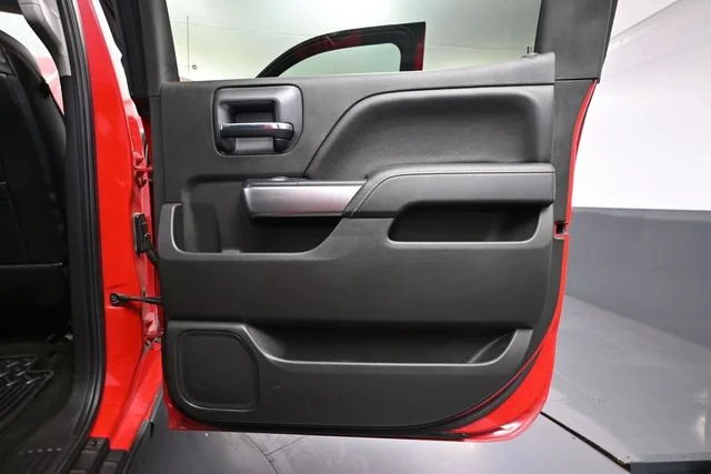Used 2016 Red Chevrolet LT image 30