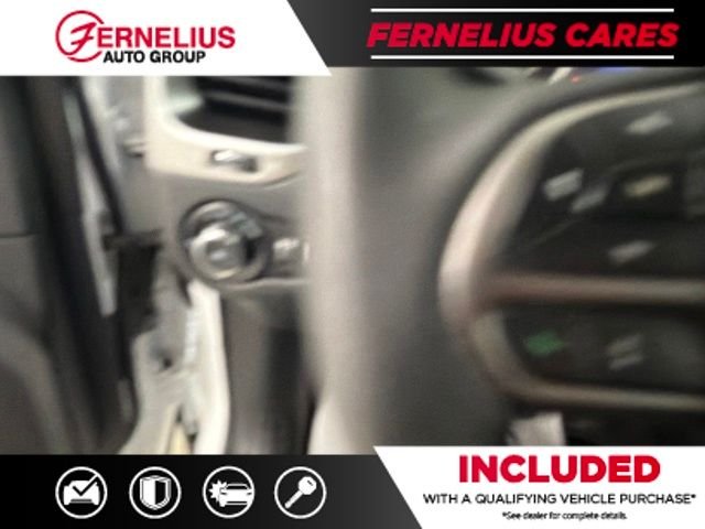 Used 2022 White Jeep Latitude Lux image 41