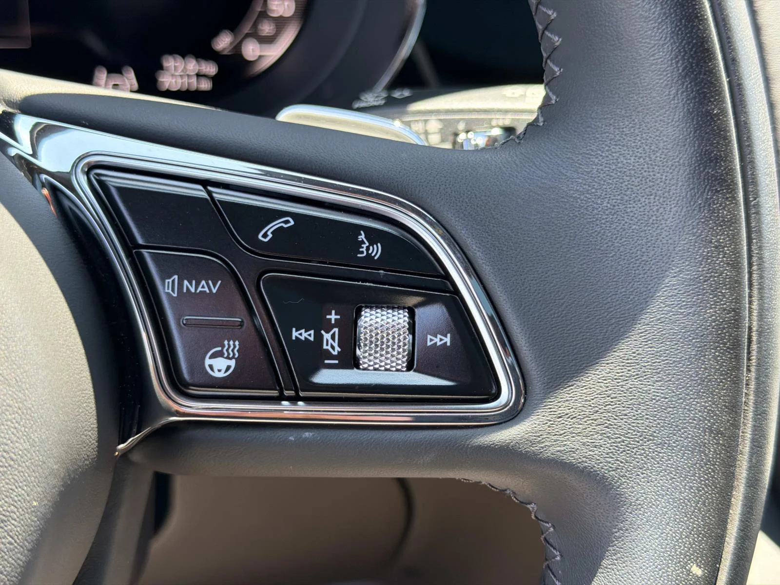 2024 Bentley Bentayga - Photo 25
