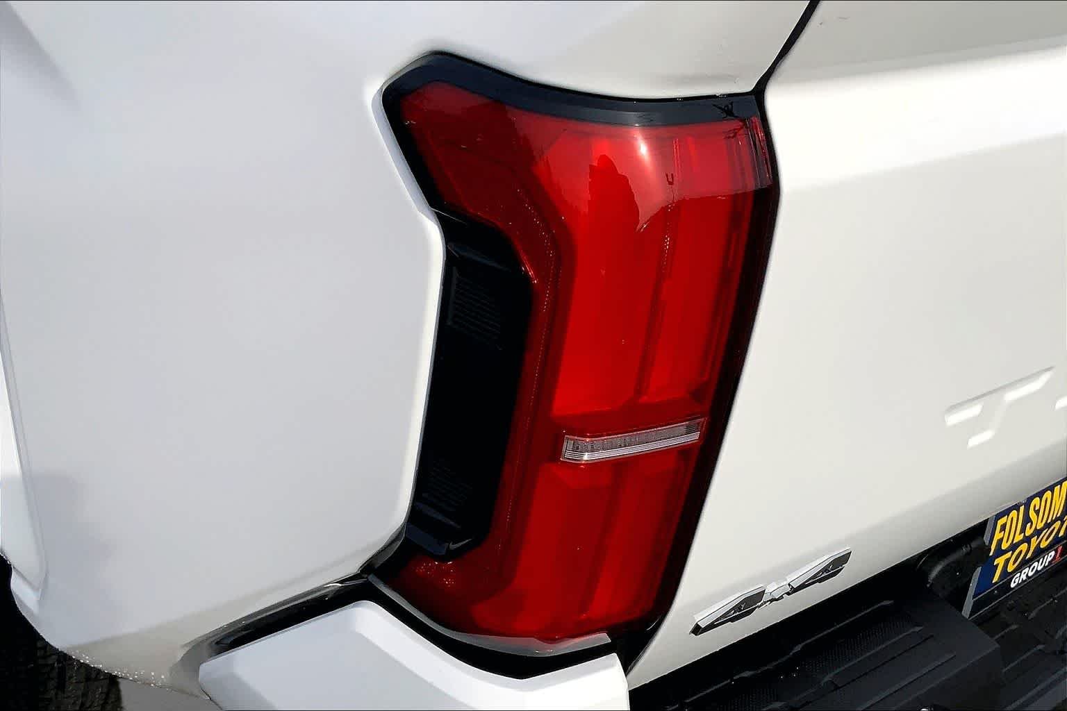 New 2026 Ice Cap Toyota SR5 image 14