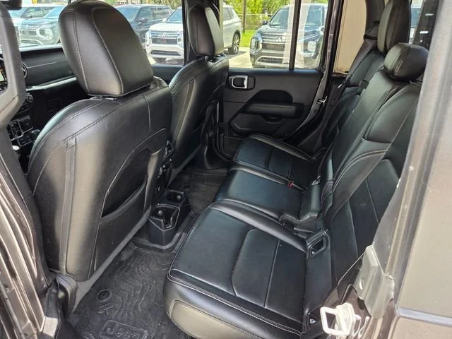 Used 2020 Gray Jeep Overland image 8