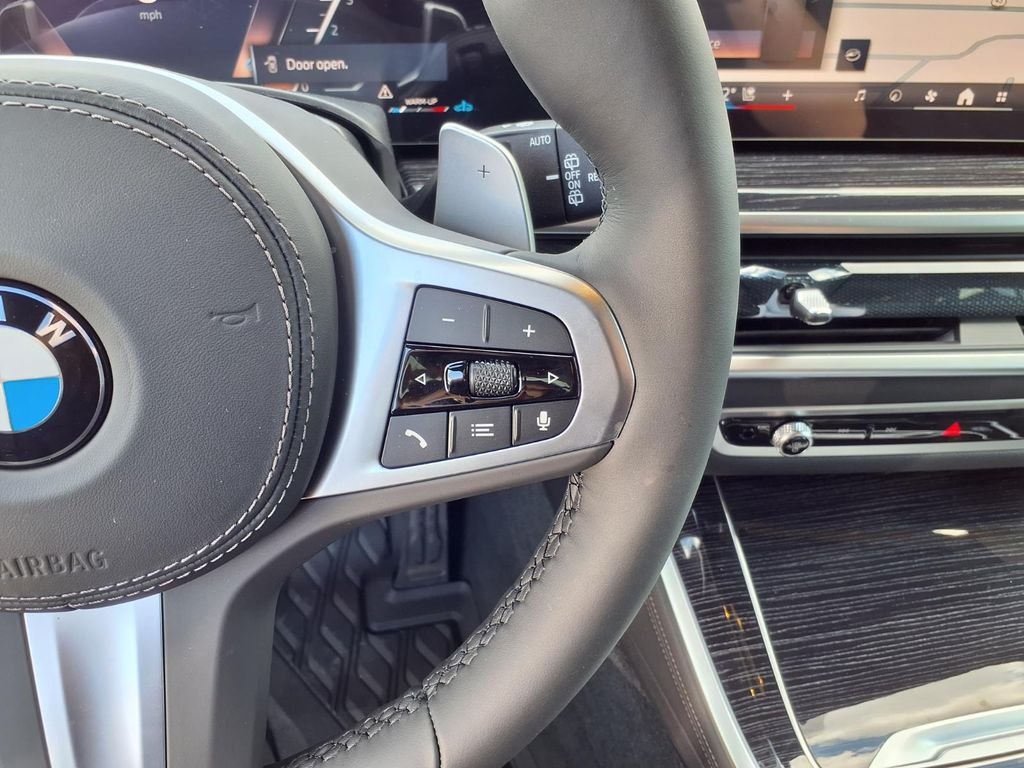 New 2026 Black Sapphire Metallic BMW xDrive40i image 8