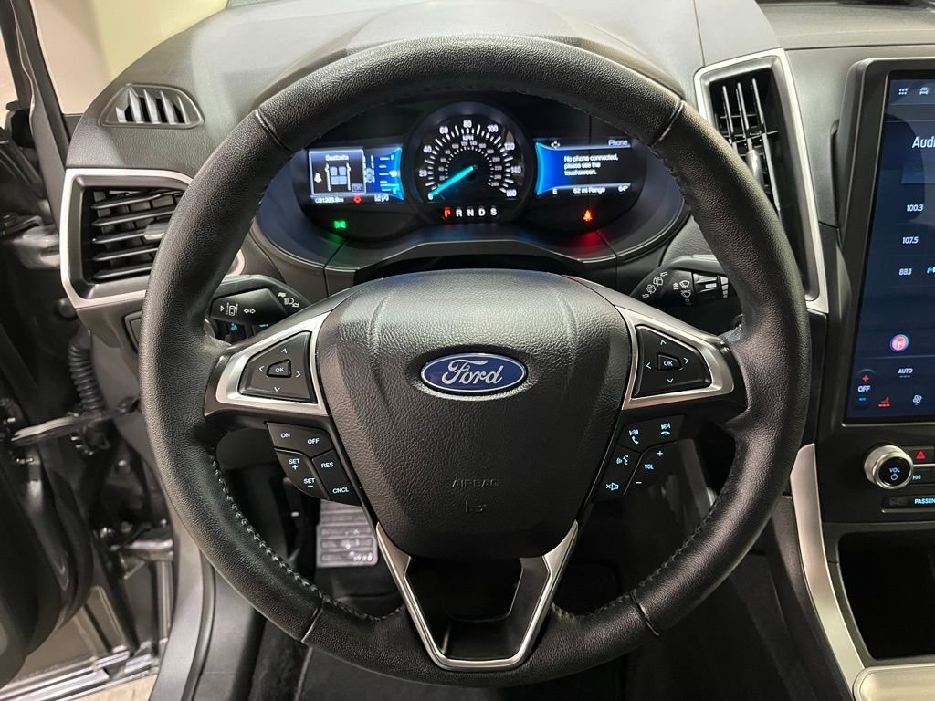 Used 2024 Gray Ford SEL image 20