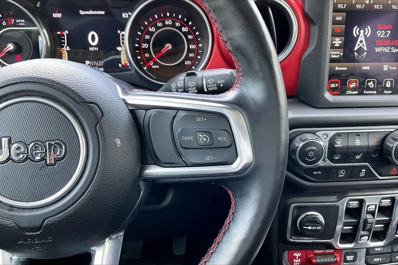 Used 2018 White Jeep Rubicon image 30
