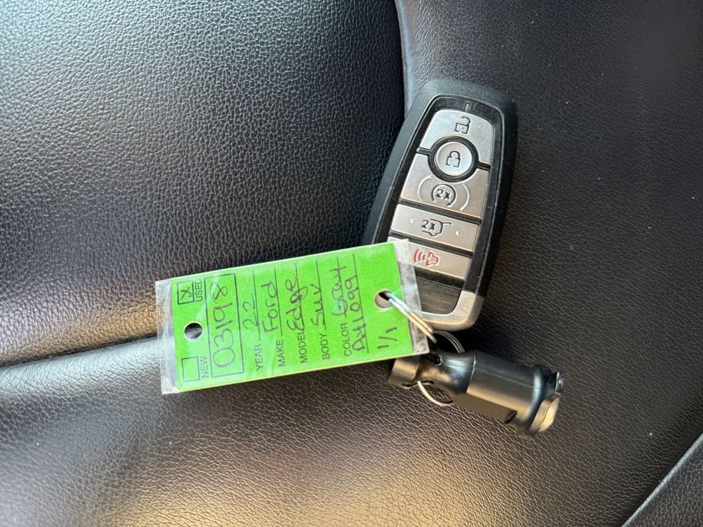 2022 Ford Edge Titanium - Photo 9