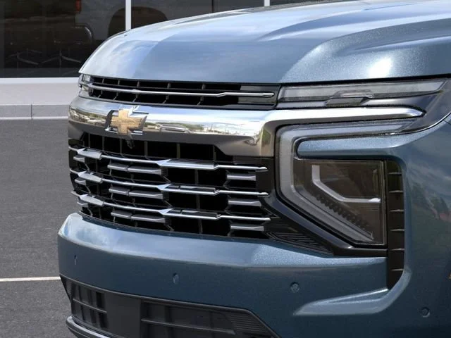 2026 Chevrolet Suburban Premier - Photo 13