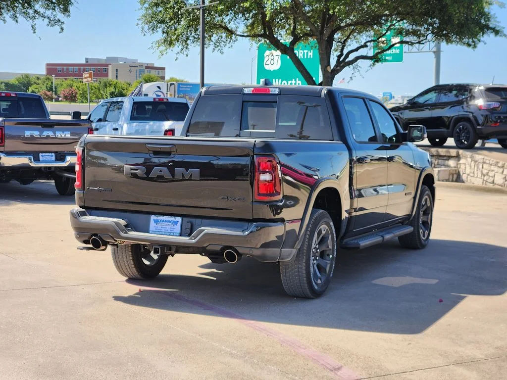New 2026 Diamond Black Crystal Pearl-Coat Exterior Paint RAM Big Horn/Lone Star image 4