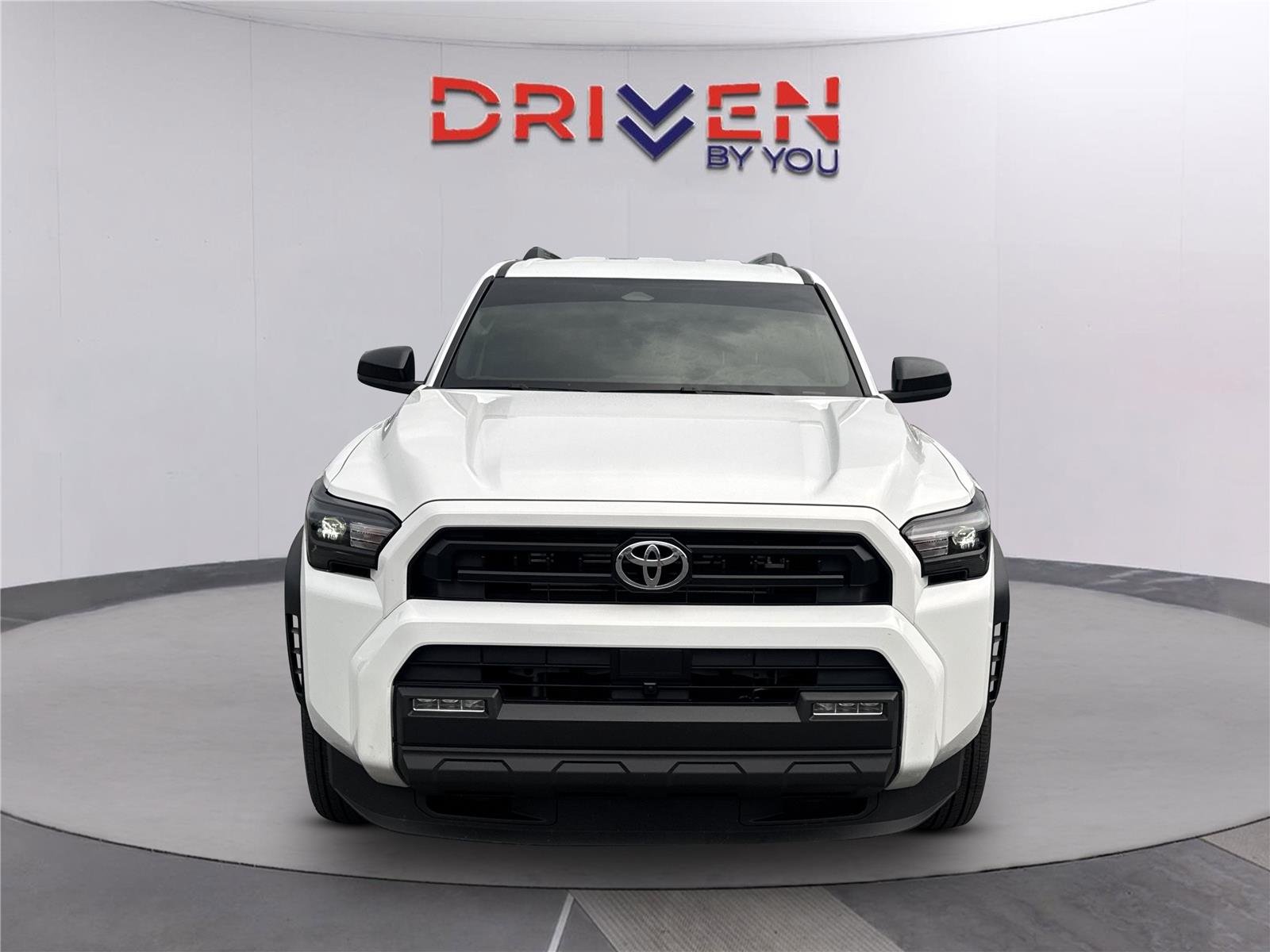 Used 2025 Ice Cap Toyota SR5 image 9