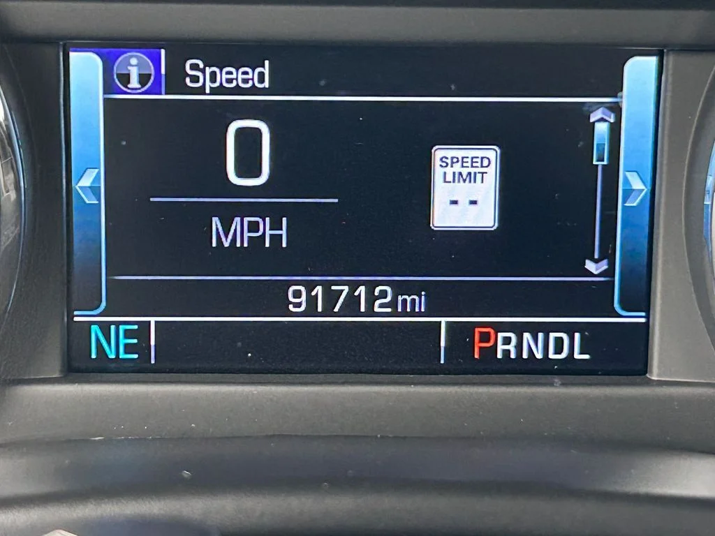 Used 2020 Shadow Gray Metallic Chevrolet LT image 30