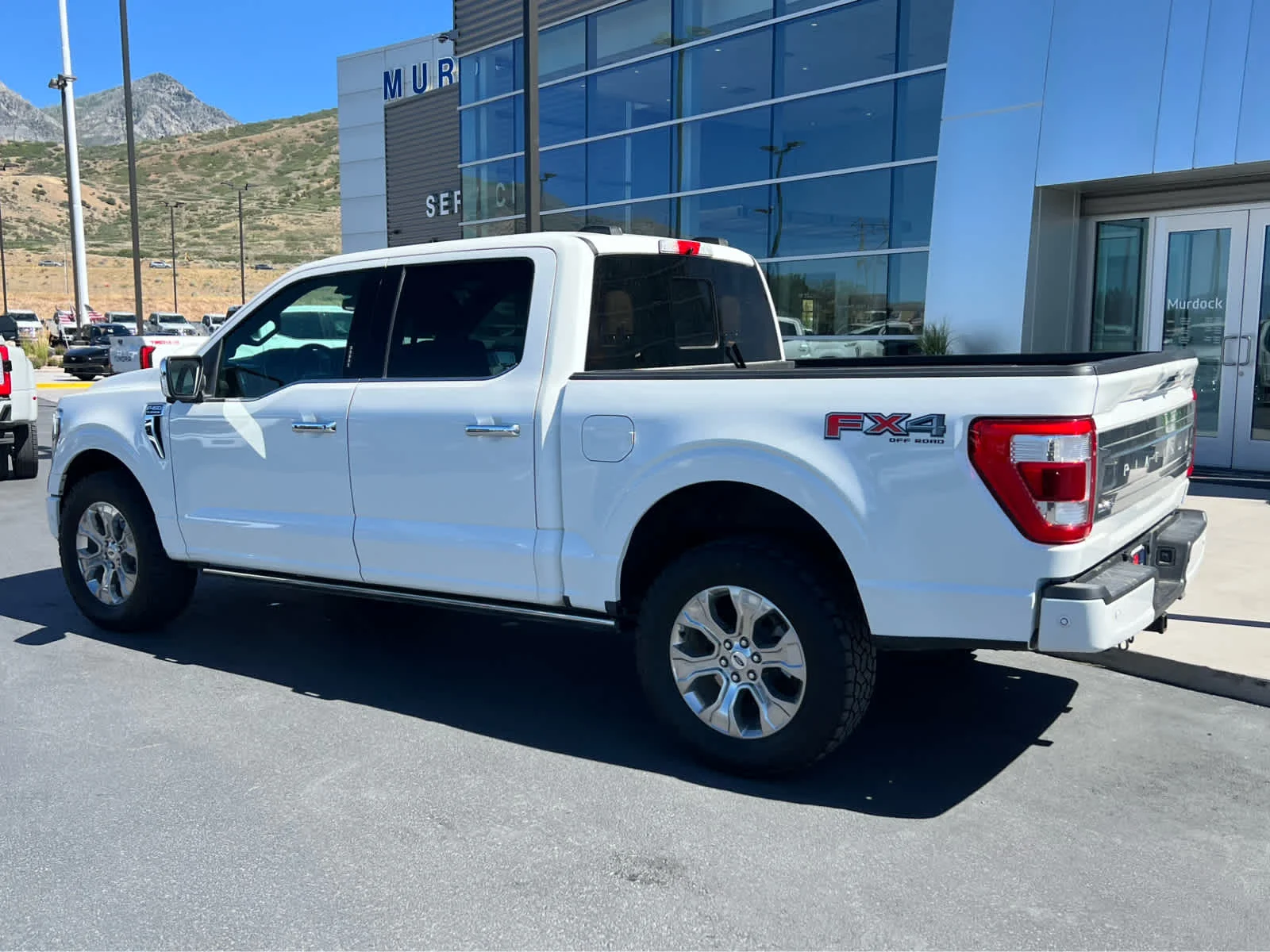 Used 2021 Star White Metallic Tri-Coat Ford Platinum image 11