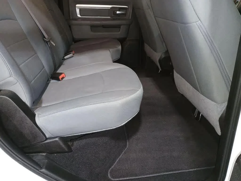 Used 2019 Bright White Clearcoat Ram SLT image 22