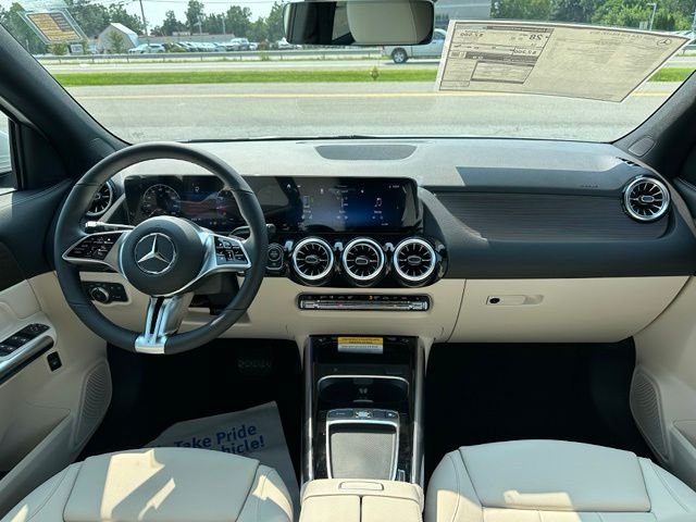 New 2026 Polar White Mercedes-Benz GLA 250 image 28