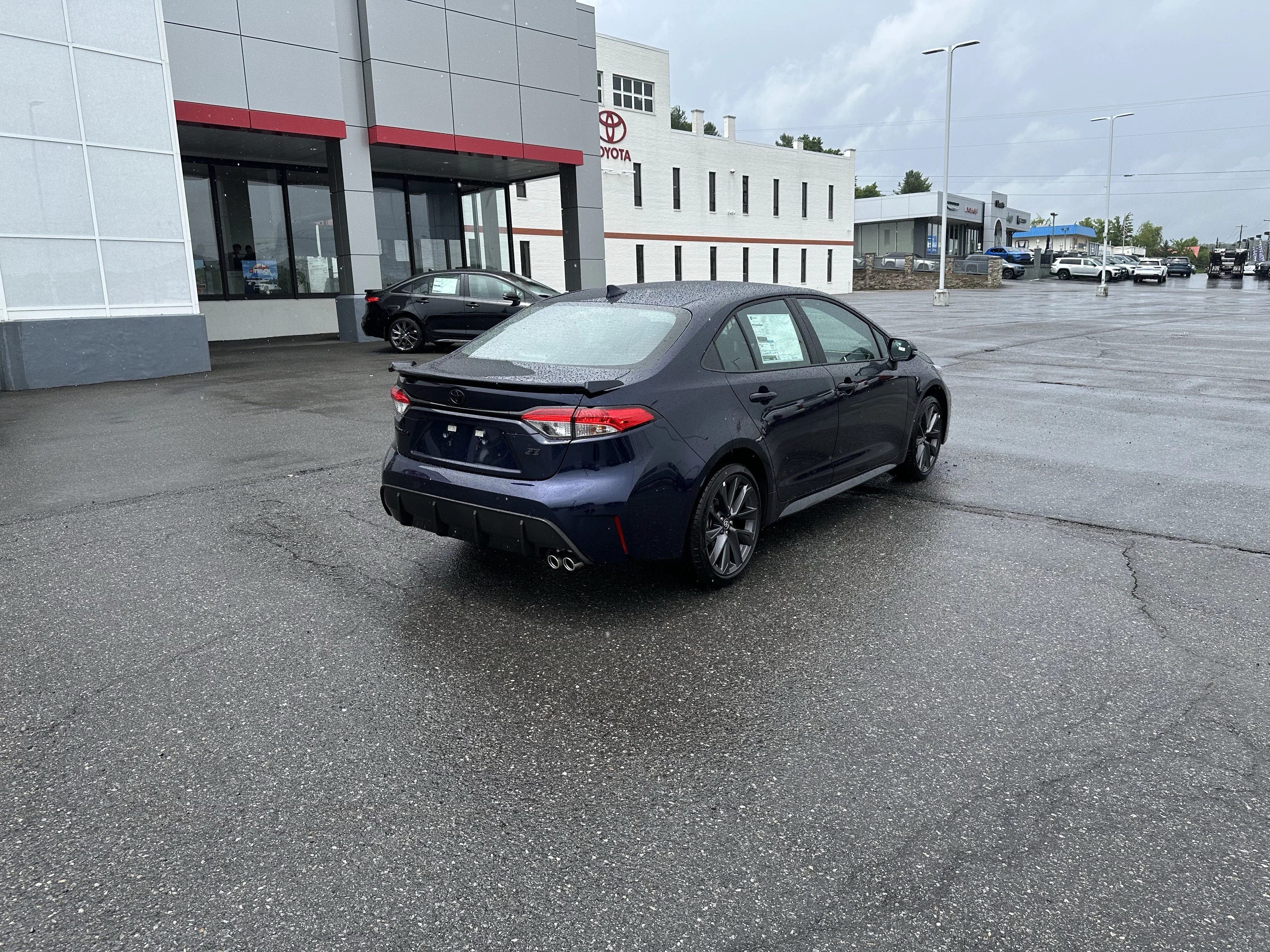 New 2026 BLUEPRINT Toyota SE image 3