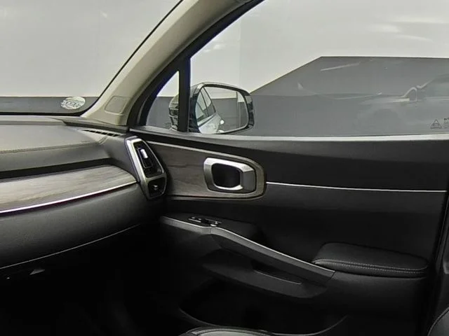 Used 2021 Silver Kia EX image 30