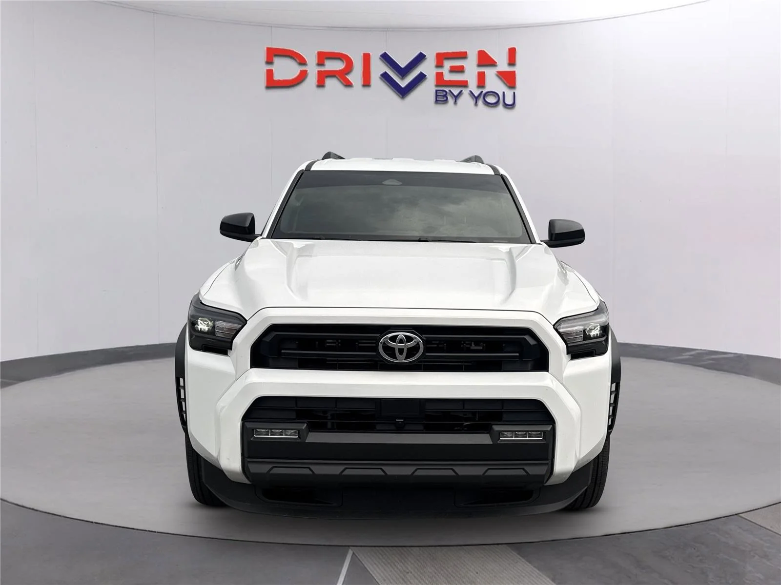 Used 2025 Ice Cap Toyota SR5 image 9
