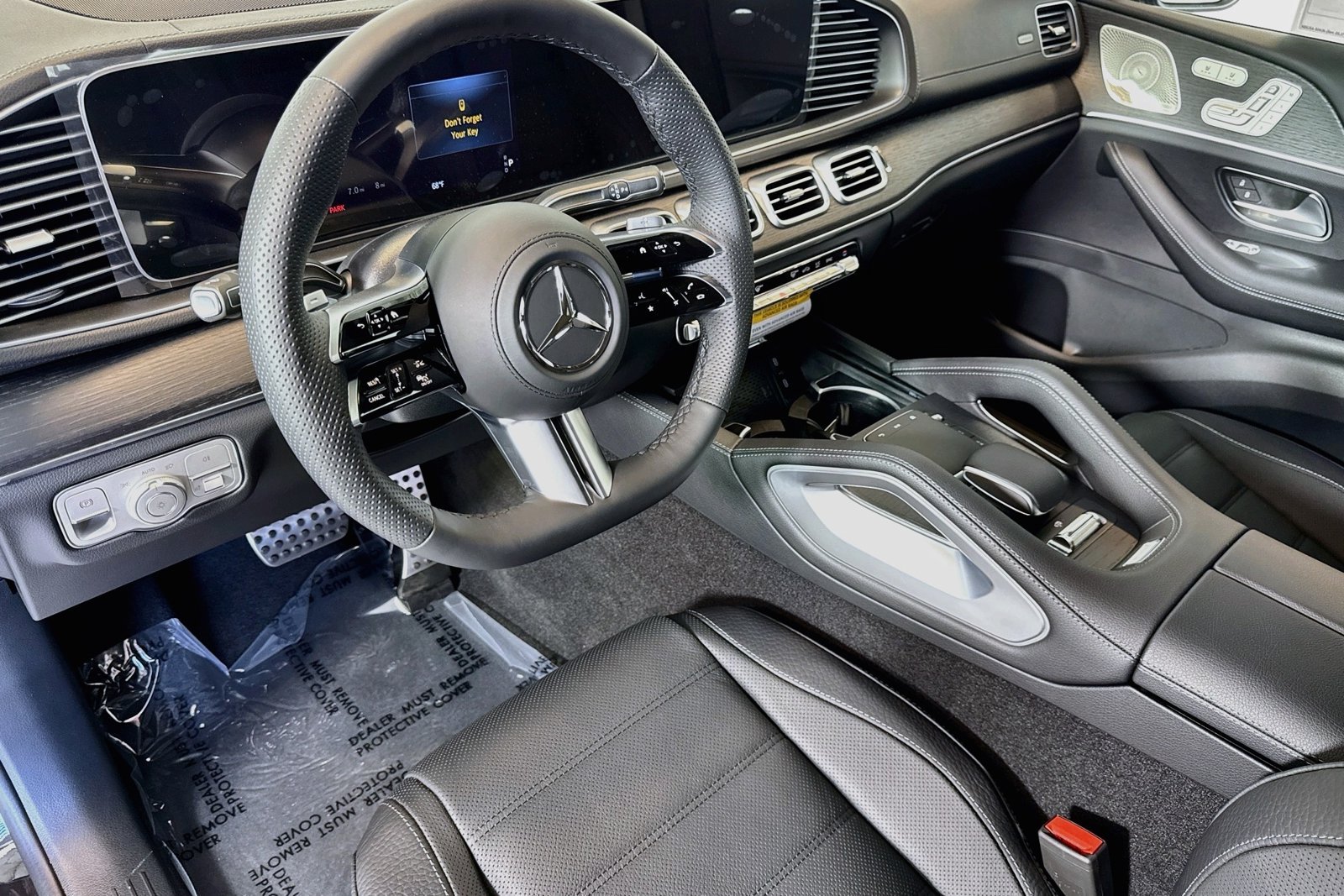 New 2026 Obsidian Black Metallic Mercedes-Benz GLS 580 image 9
