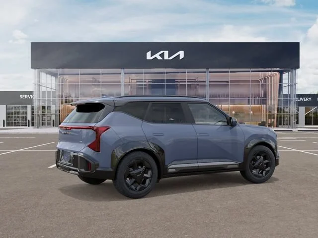 New 2027 Pale Gray Kia X-Line S image 6