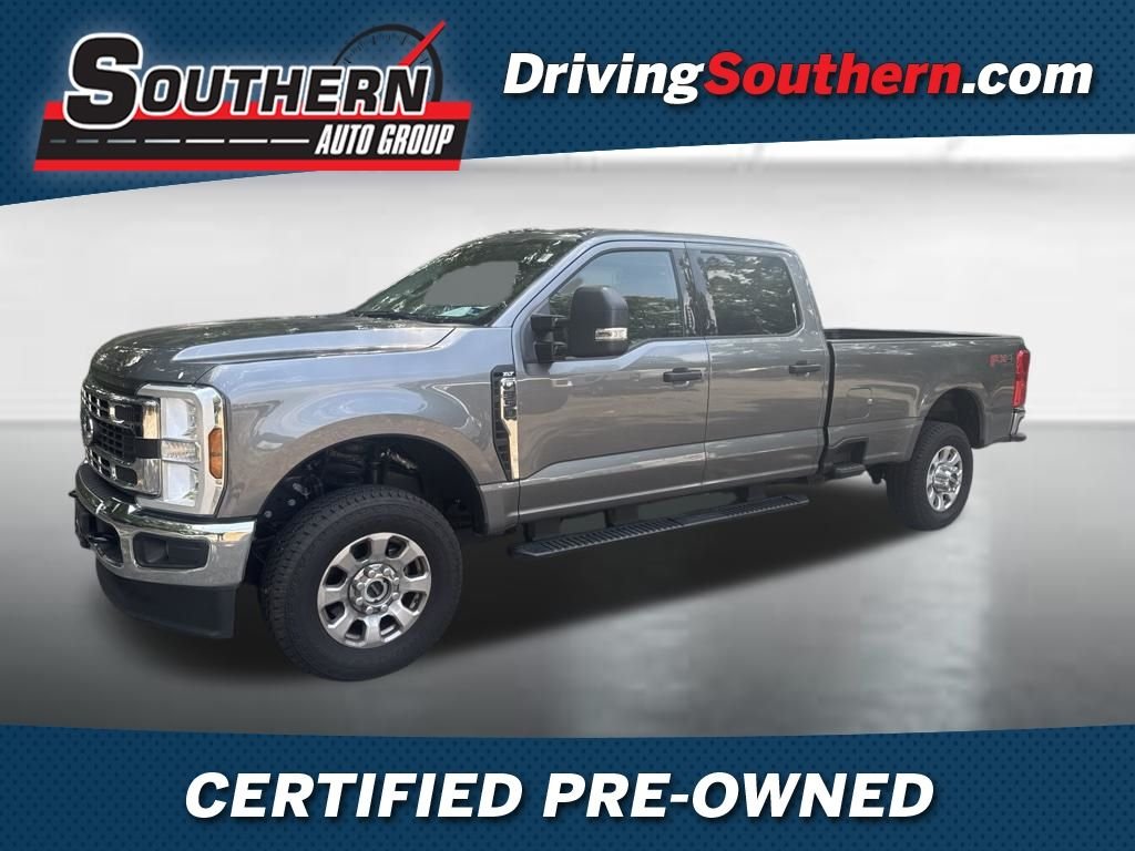 Used 2024 Gray Ford XLT image 1
