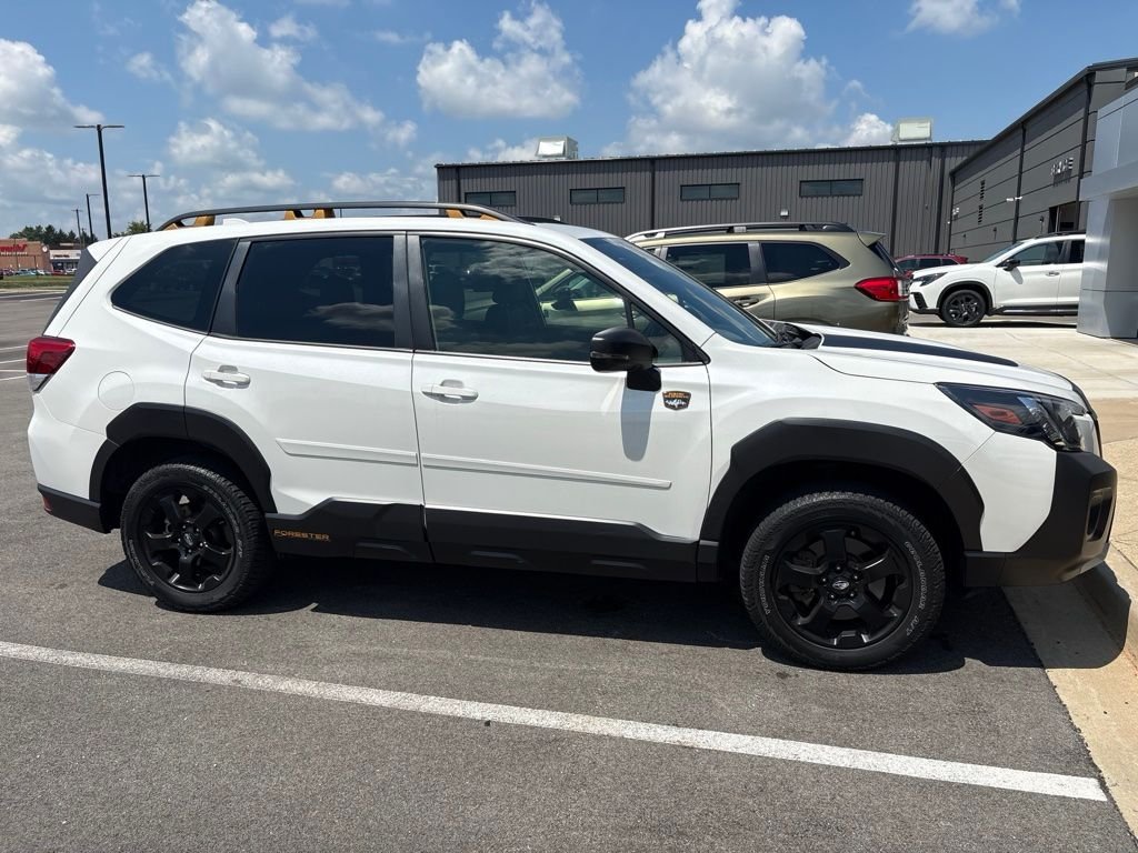 Used 2022 Crystal White Pearl Subaru Wilderness image 3