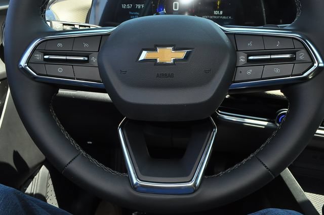 New 2026 Summit White Chevrolet LT image 17