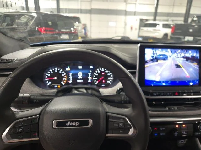 Used 2024 Blue Jeep Latitude image 16