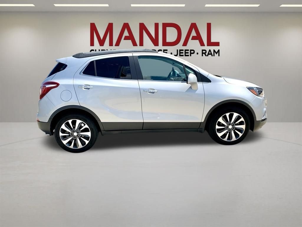 Used 2021 Silver Buick Preferred image 4