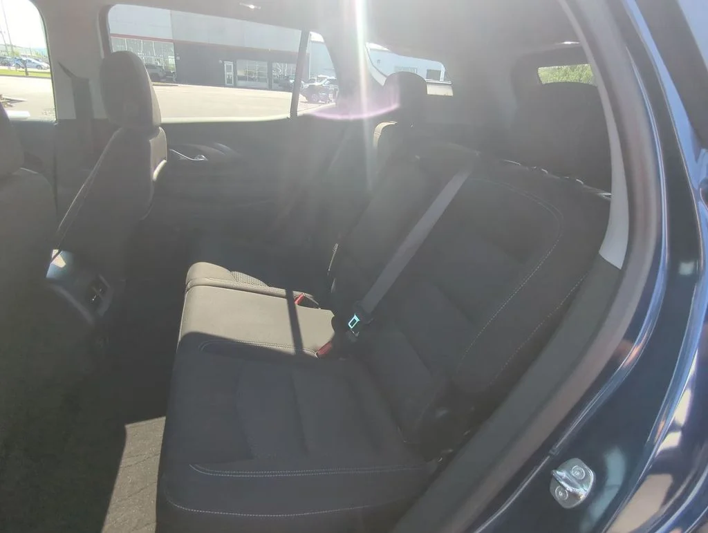 Used 2023 Blue GMC SLE image 22