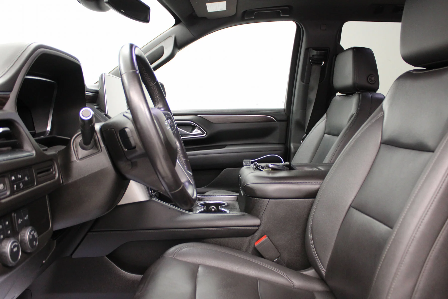 Used 2023 Sterling Gray Metallic Chevrolet 4WD Z71 image 21