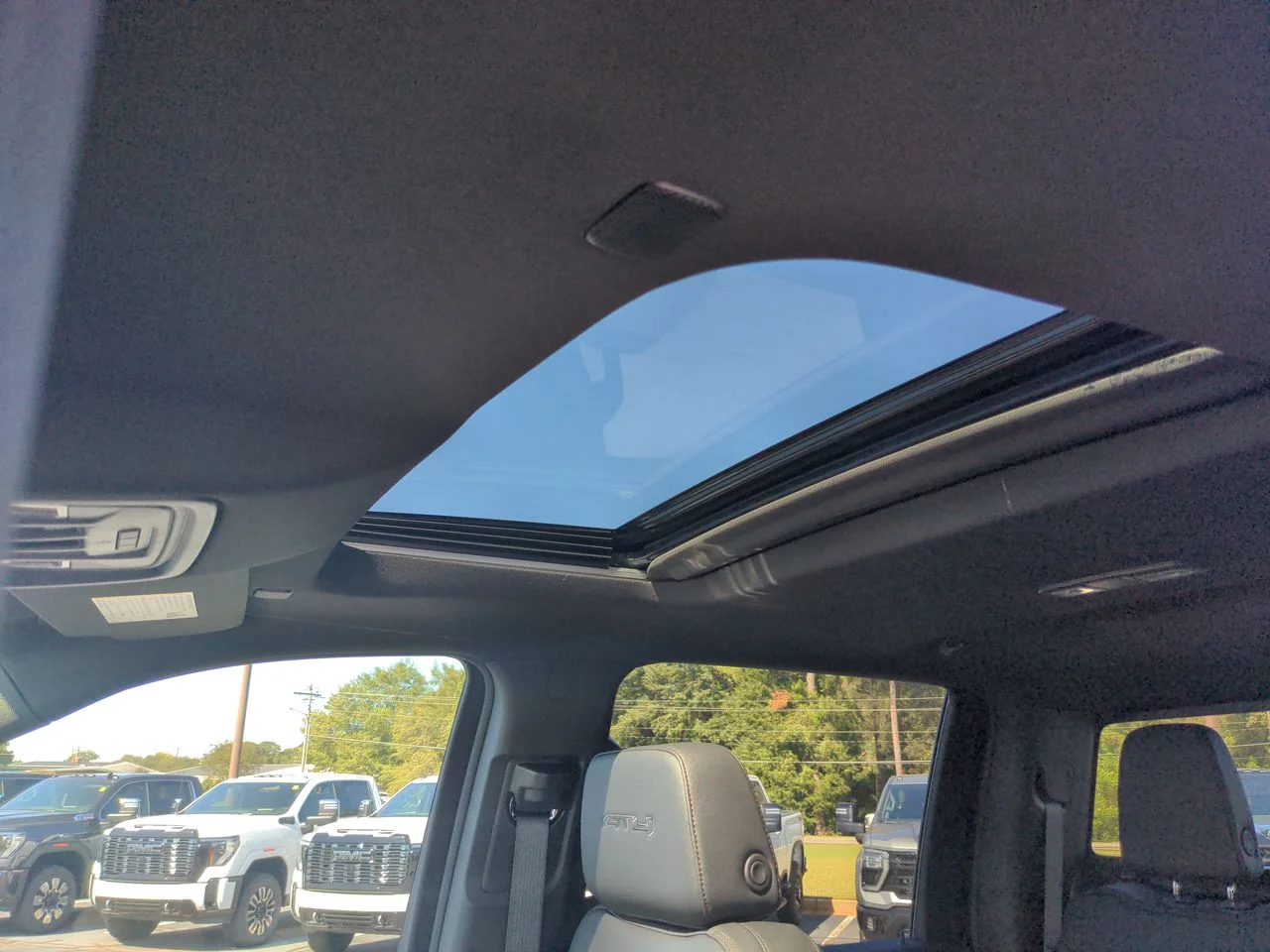 New 2026 Onyx Black GMC AT4 image 19