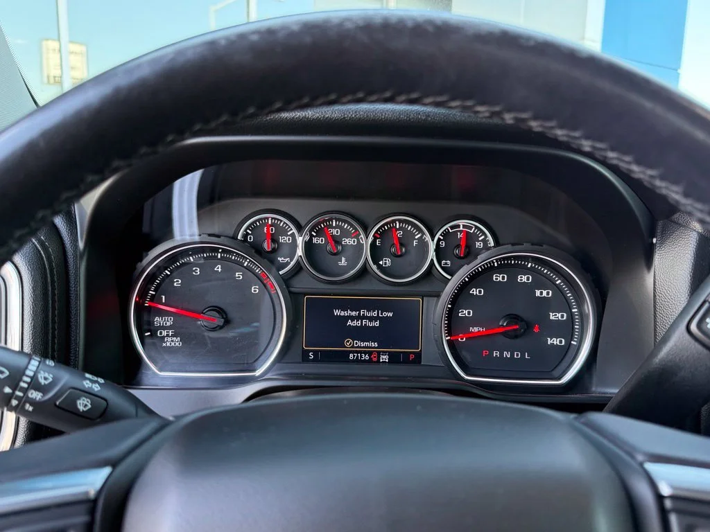 Used 2021 BLACK Chevrolet RST image 22