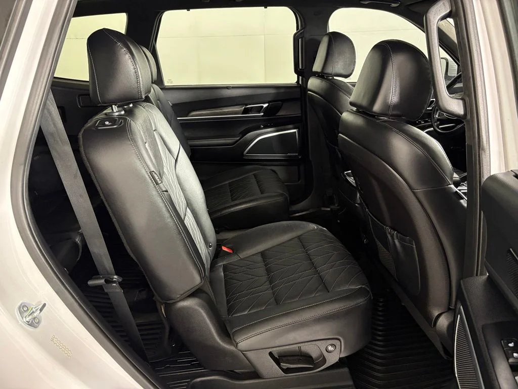 Used 2023 White Kia SX-Prestige X-Pro image 47