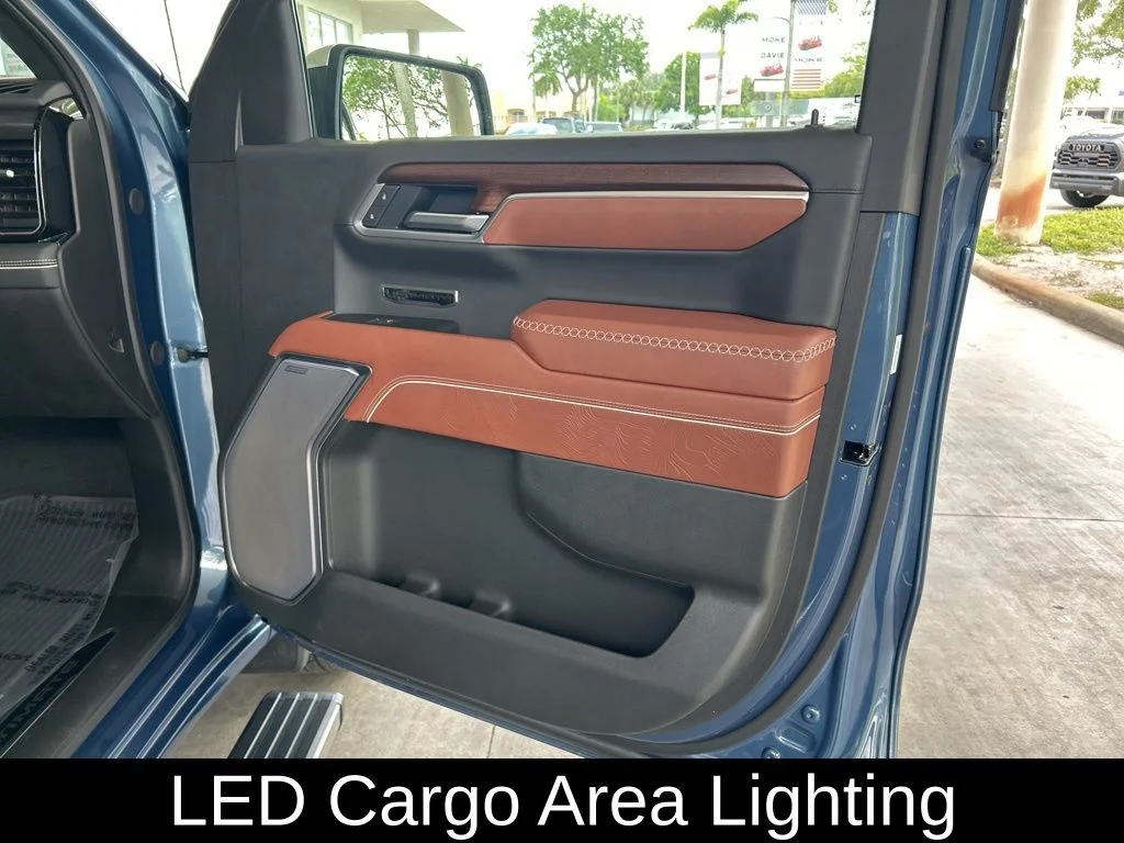 Used 2025 Blue GMC Denali Ultimate image 30