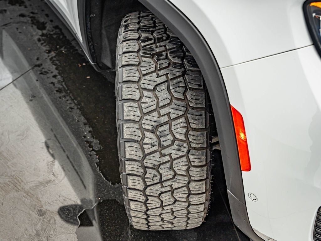 Used 2024 Bright White Clearcoat Jeep Limited image 49