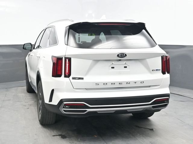 Used 2021 White Kia EX image 5