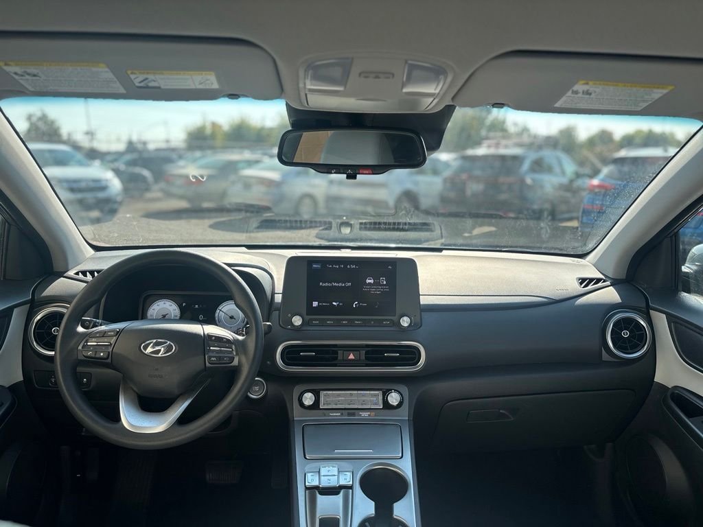 Used 2023 Gray Hyundai SE image 27